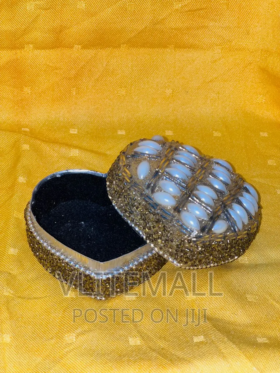 Heart-Shaped Storage Jewelry Box
