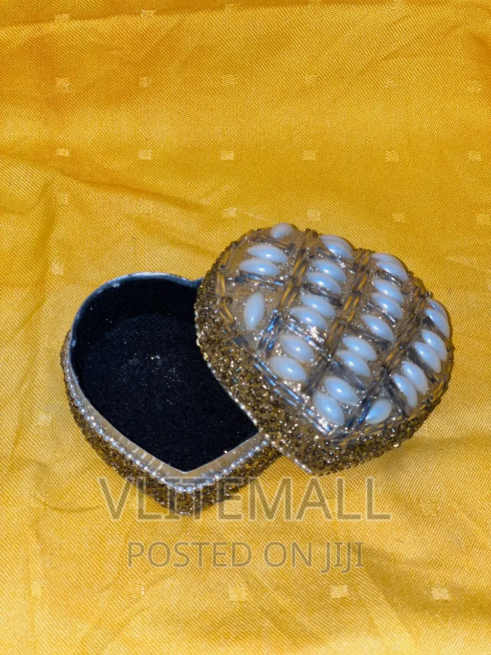 Heart-Shaped Storage Jewelry Box