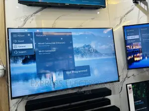 Smart HUB UHD Smart 65”UP77 Lg Tv .,