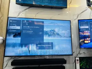 Powerful Smart UHD 70”UR80 LG