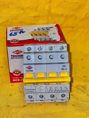 HPL 40a Changeover Switch