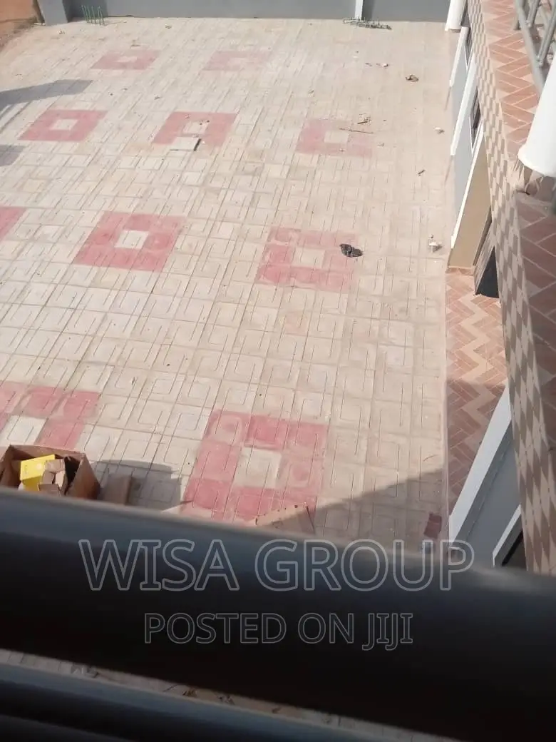 1bdrm Apartment in Wisa Groups, Last Stop for rent