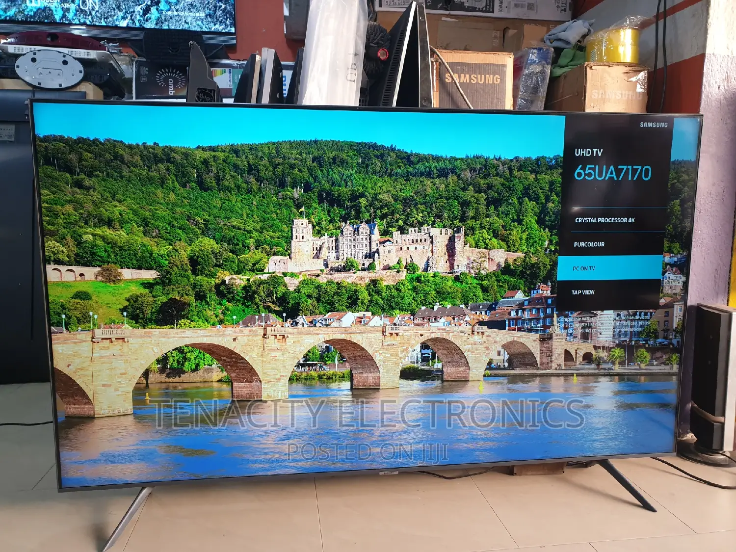 65"Crystal Uhd Samsung HDR Smart Satellite Tv