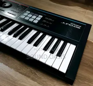 Roland JUNO-DS61 61-Key Synthesizer