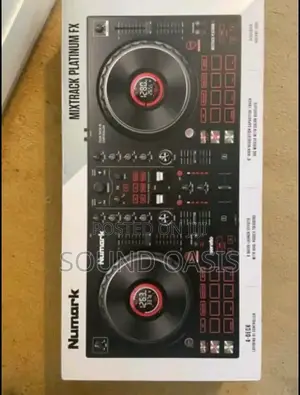 Numark Mixtrack Platinum FX - DJ Controller