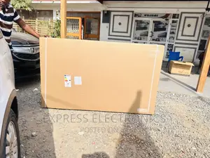 Samsung UHD Smart Glossy LED Screen 75”CU7172 Tv 