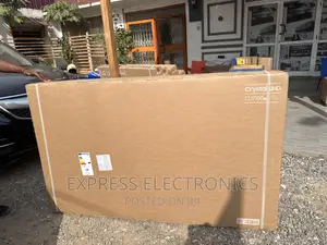 LED Light Display UHD Smart Samsung 75”Cu7172 Tv