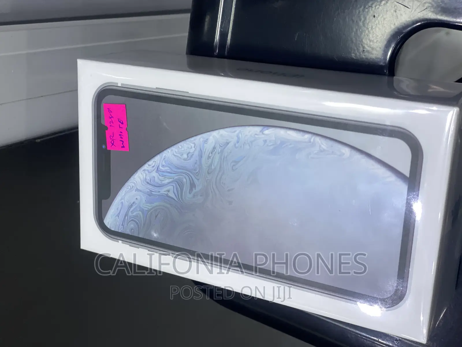 New Apple iPhone XR 128 GB White