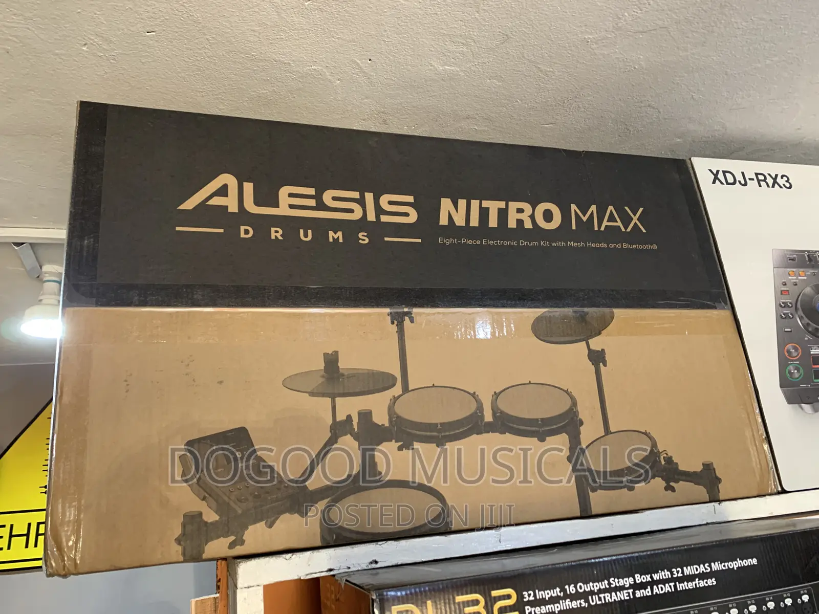 ALESIS NITRO MAX 8piece Electronic Drum Kit