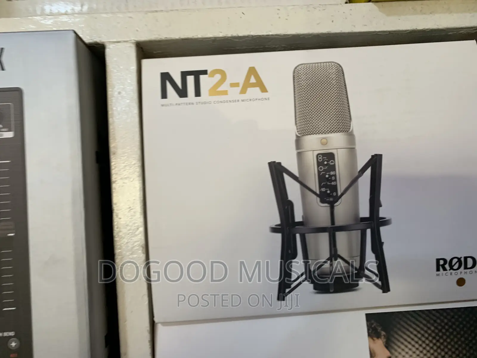 Rode Nt2-a Multi Pattern Studio Condenser Microphone