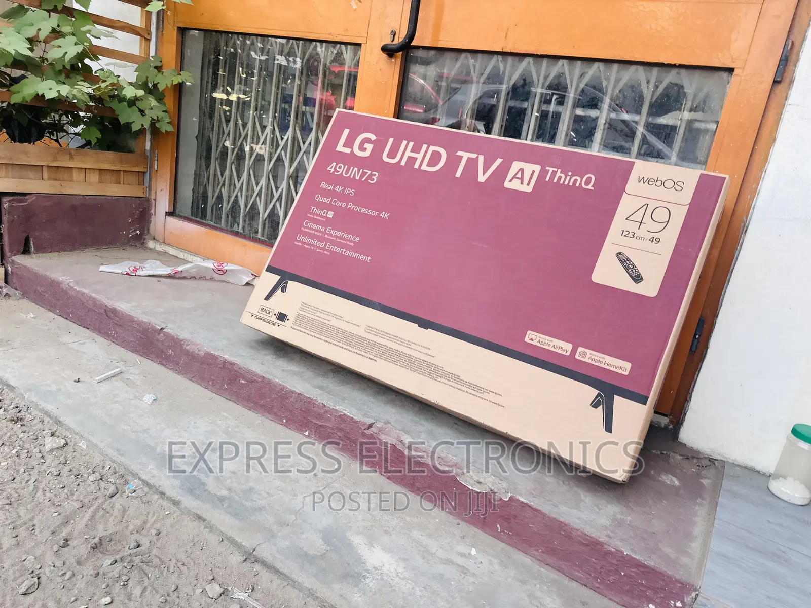 49”UN7340 UHD Smart LG Screen __