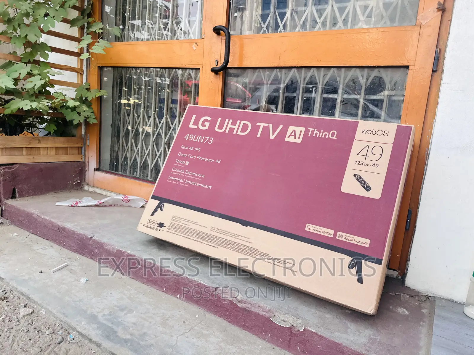 49”UN7340 UHD Smart LG Screen __