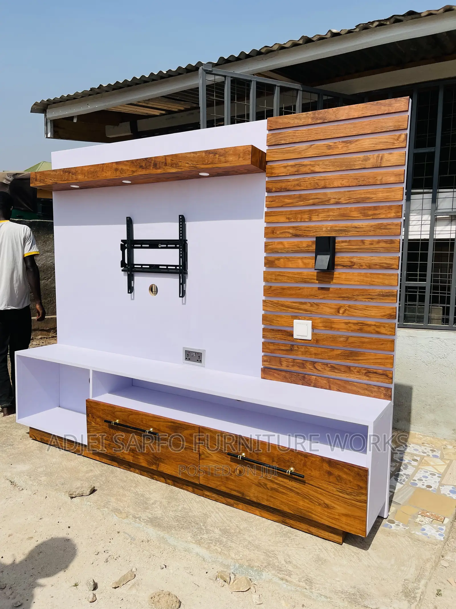 Original Modern Led Tv Stand