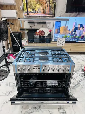 Very Authentic Looking Gas Electric Cooker 4-2 Oven Grill