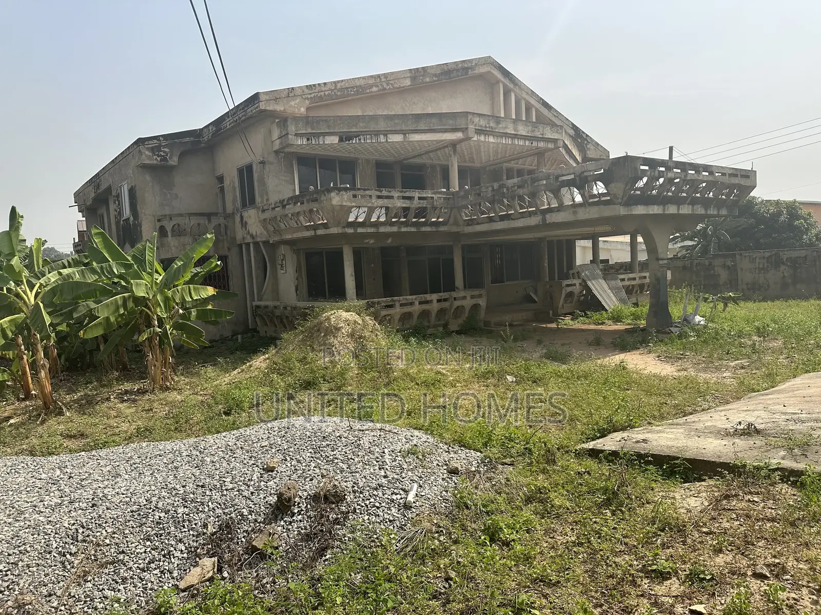 10bdrm House in Dome for sale