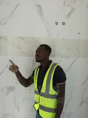 Expert Tiles Man