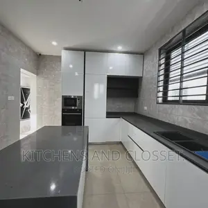 Modern Kitchen Cabinet