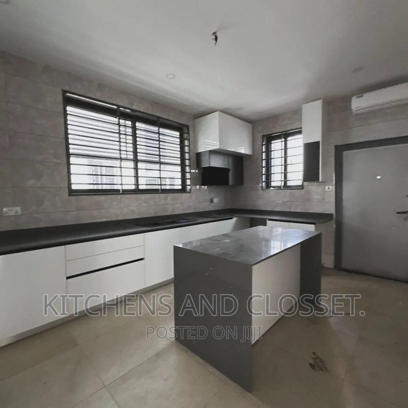 Modern Kitchen Cabinet