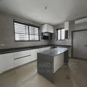 Modern Kitchen Cabinet