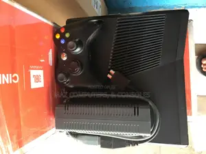 Xbox 360 Slim With 20 Crazy Games