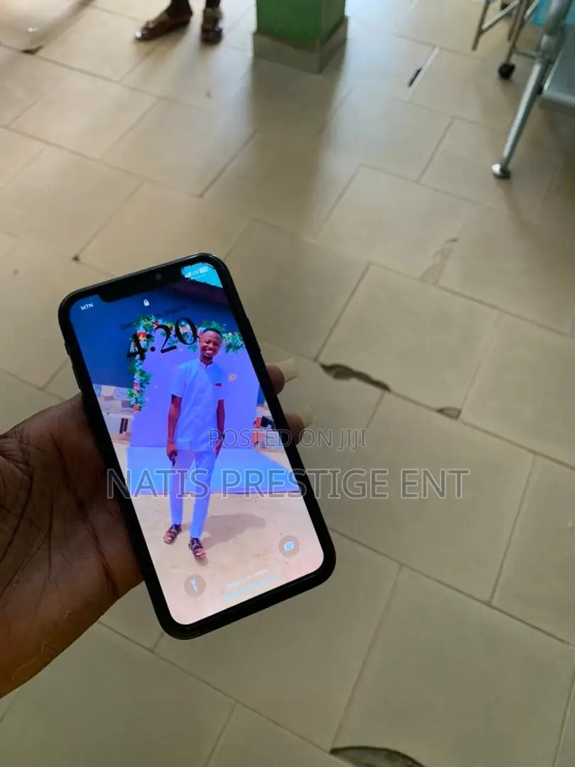 Apple iPhone XR 128 GB Black