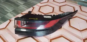 Original Range Rover Evoque Passenger Side Tail Light