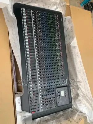 Yamaha Mgp32x 32-Channel Mixer With Effects