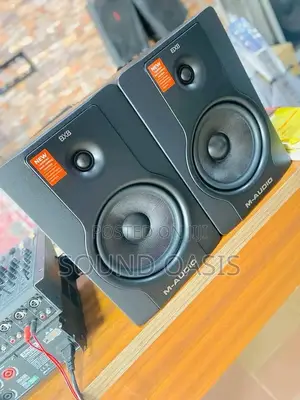 M-Audio BX8 D2 8-Inch Active 2-Way Studio Monitor Speakers