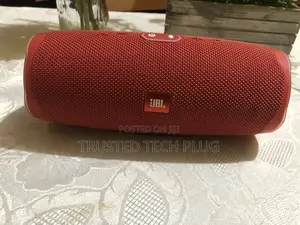 Preowned JBL Charge 4 Bluetooth Speaker From America 4sale