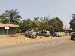 Abuakwa Main Road Top Boat Estate