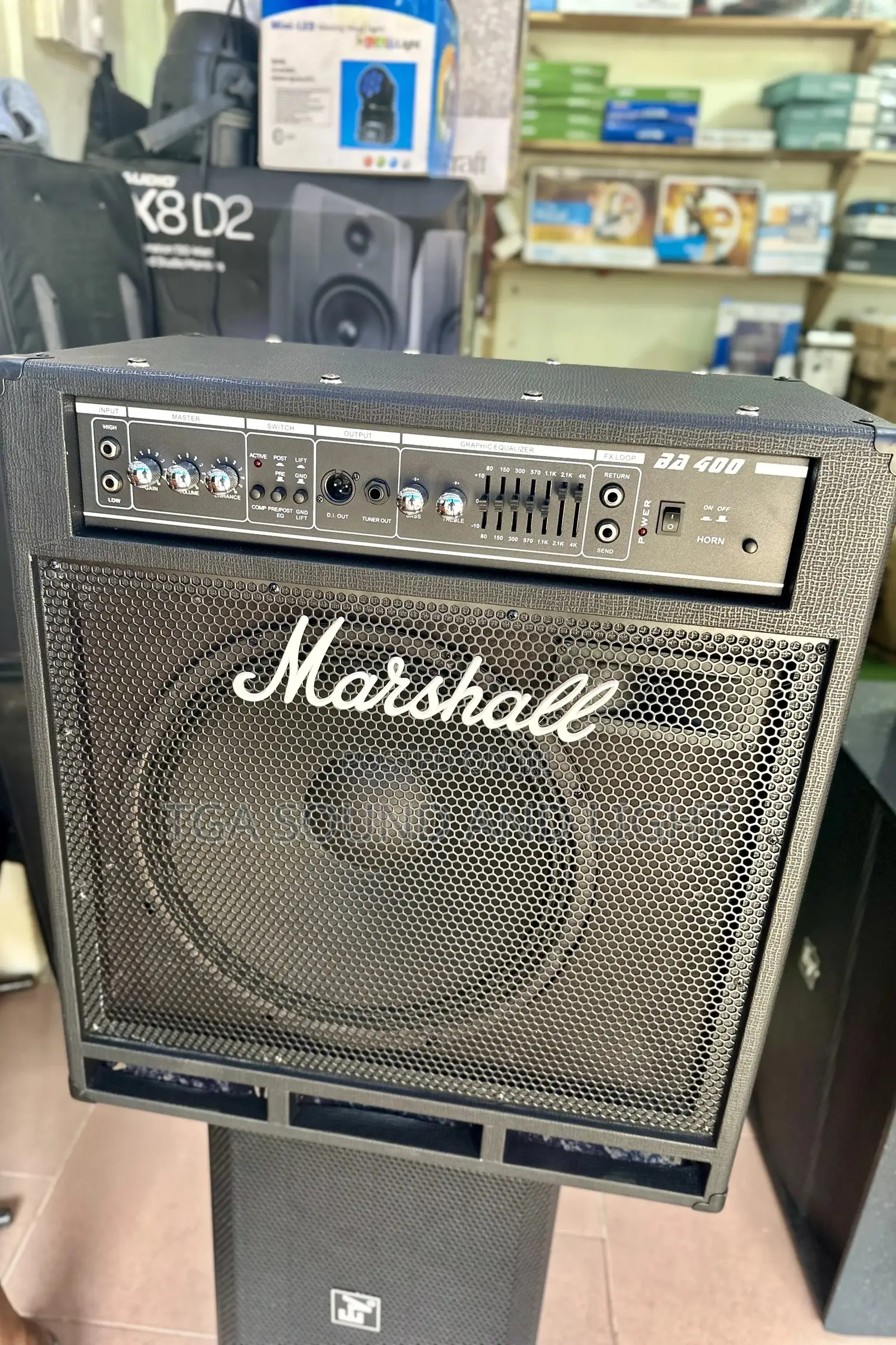 Marshall Ba400 Bass Guitar Combo / Amp