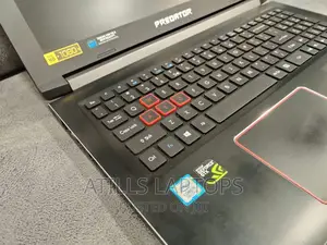 Laptop Acer Predator Helios 300 16GB Intel Core I5 SSHD+SSD 1.5T