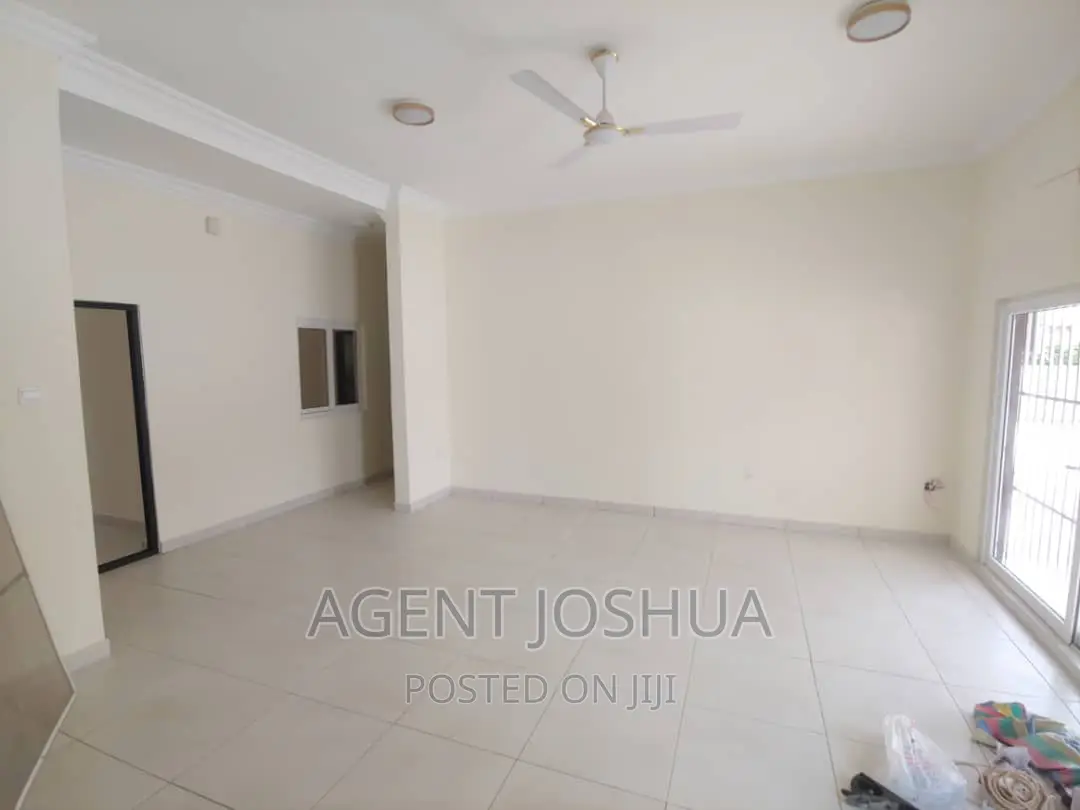 5bdrm House in Manet Court Estate, Spintex for rent
