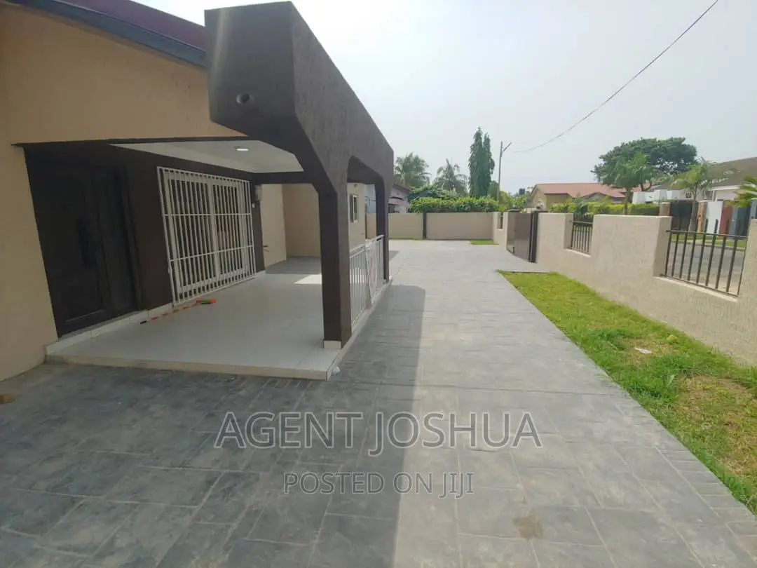 5bdrm House in Manet Court Estate, Spintex for rent