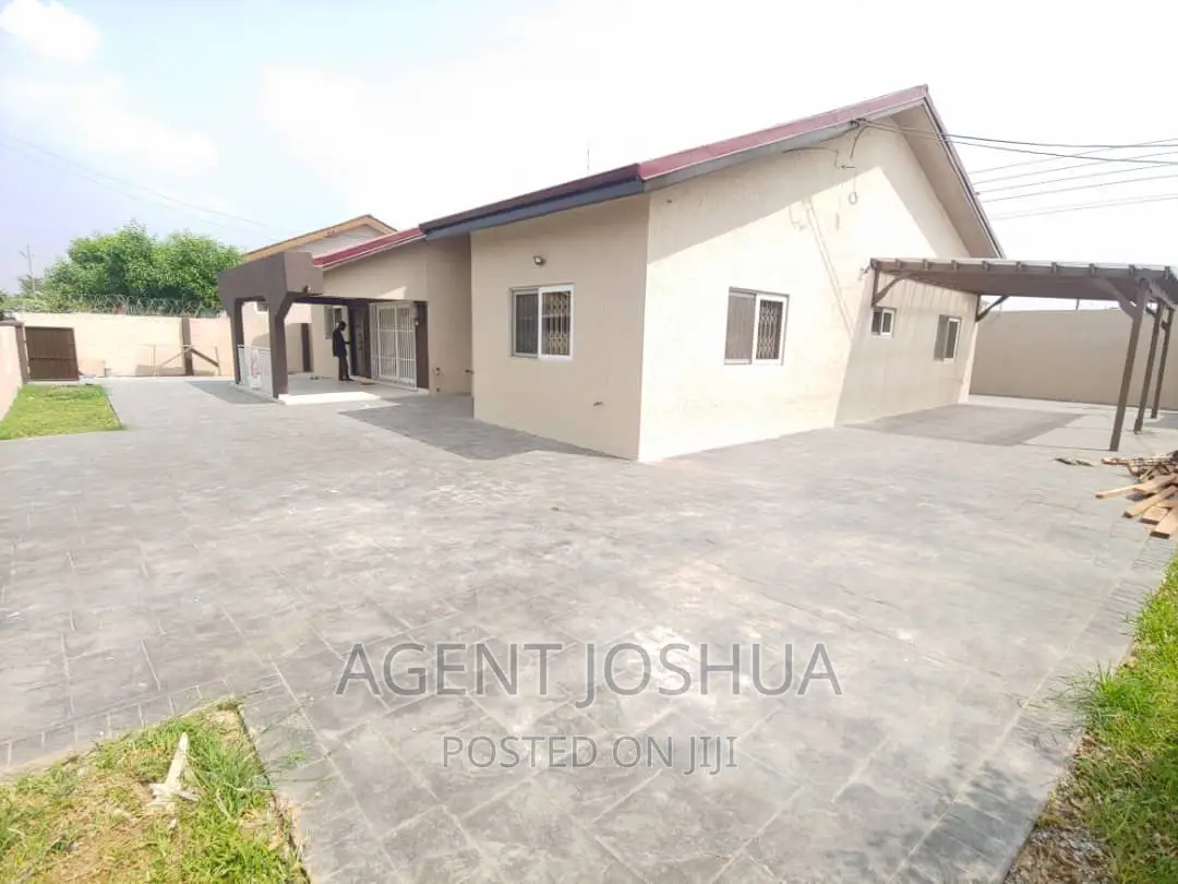 5bdrm House in Manet Court Estate, Spintex for rent