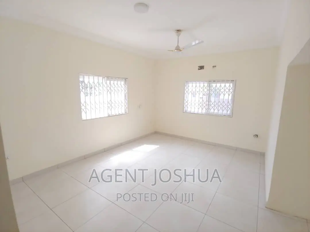 5bdrm House in Manet Court Estate, Spintex for rent