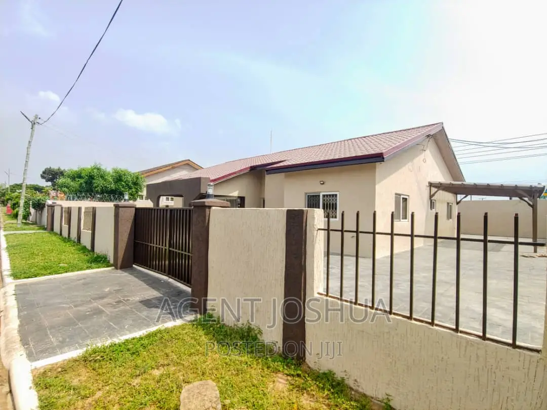 5bdrm House in Manet Court Estate, Spintex for rent