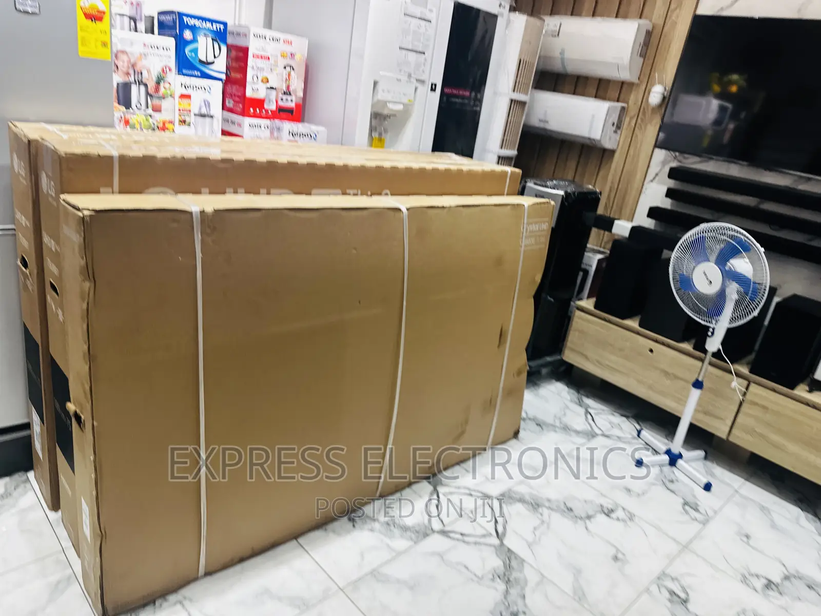 Samsung UHD Smart 75”Cu7000 Gorgeous Sleek Design