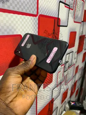 New Apple iPhone XR 64 GB Black