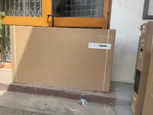 Vivid Clear Pictures UHD Smart __65”Cu8000