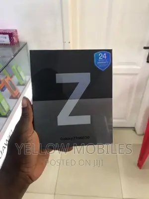 New Samsung Galaxy Z Fold 3 256 GB Gold