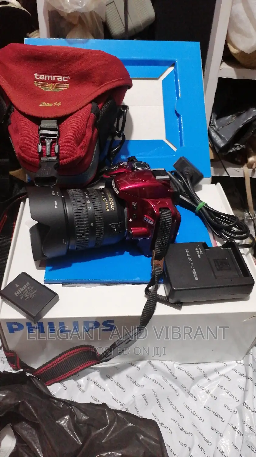 Nikon D3200 in Purple Colour Abroad Use Condition
