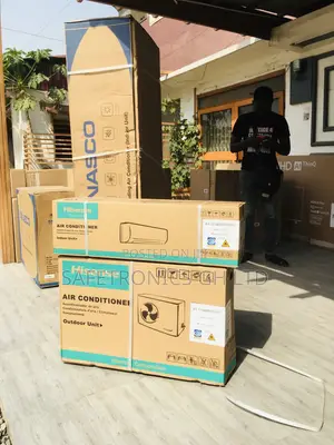 Split R410 Gas Hisense 1.5hp White Airconditioner Electric
