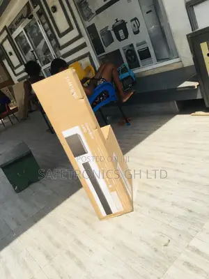 Black Samsung Bluetooth Wireless HW-A450 Electric Soundbar