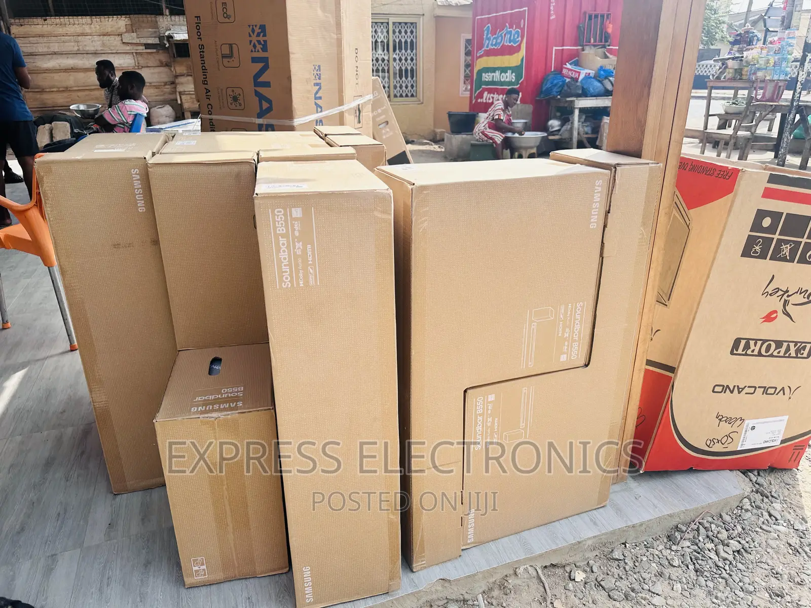 Double the Fan With B550 410W Sound Bar With Woofer