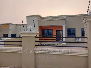Furnished 4bdrm House in Top Boat Estate, Kumasi Metropolitan for sale