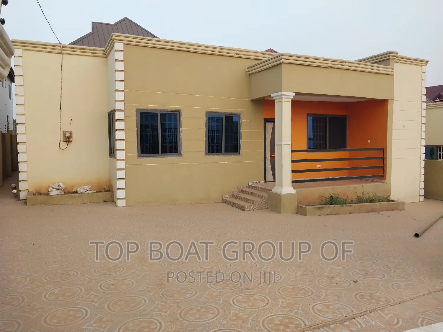 Furnished 4bdrm House in Top Boat Estate, Kumasi Metropolitan for sale
