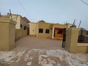 Furnished 4bdrm House in Top Boat Estate, Kumasi Metropolitan for sale