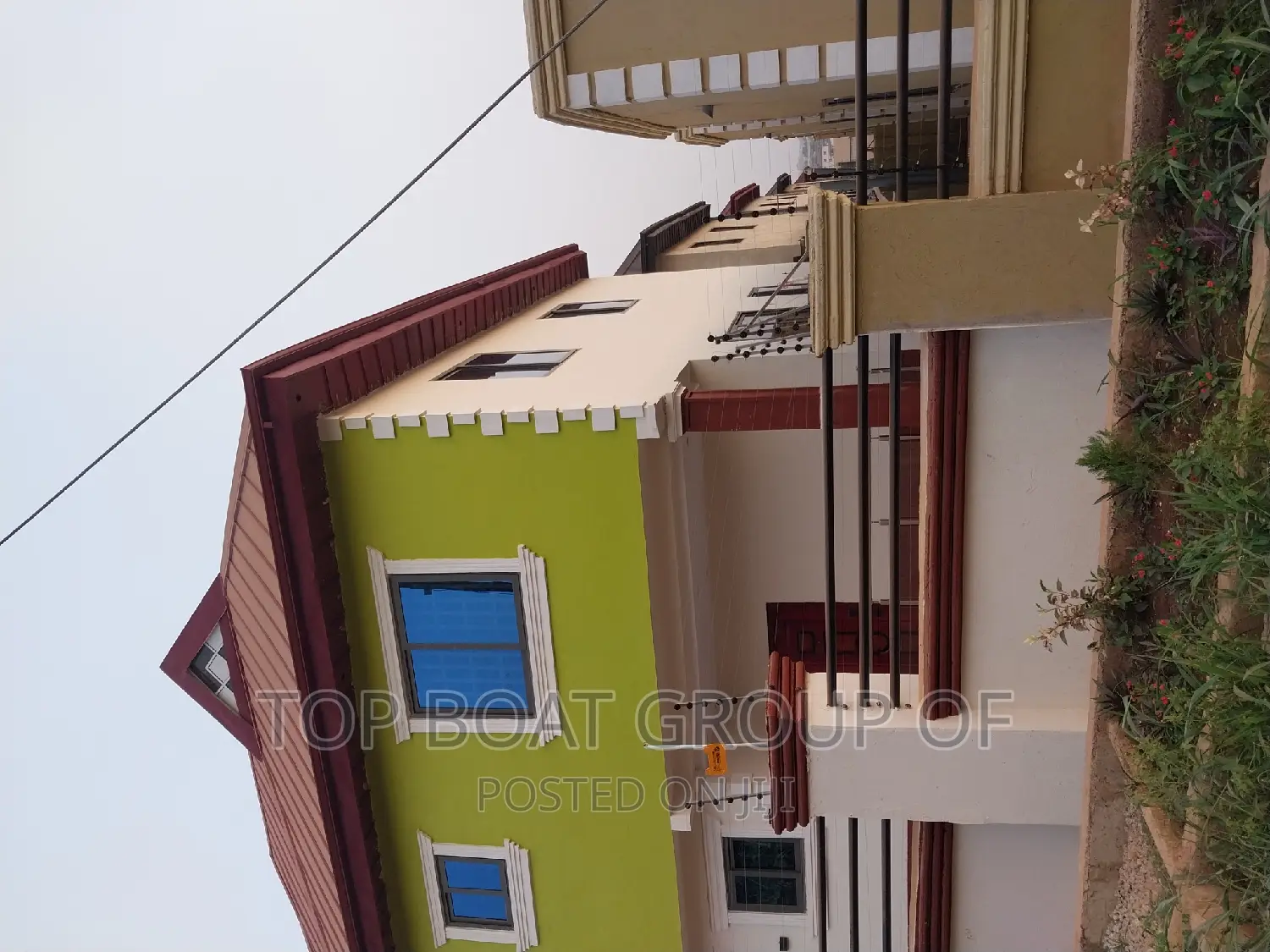 Furnished 5bdrm House in Top Boat Estate, Kumasi Metropolitan for sale