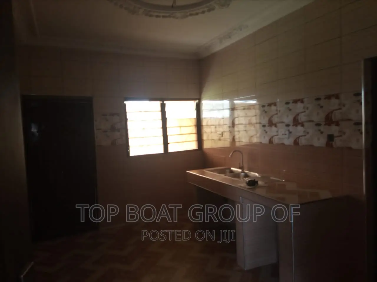 Furnished 3bdrm House in Top Boat Estate, Kumasi Metropolitan for sale